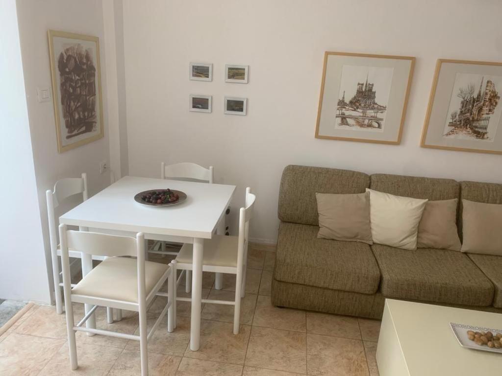 Alea2 Apartment 티라나 외부 사진